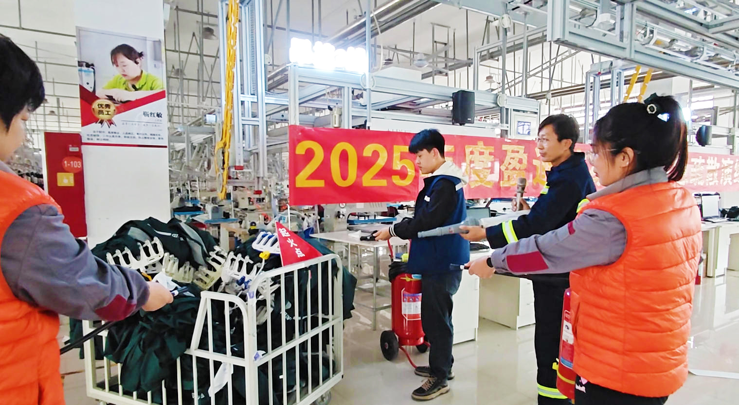 筑牢安全防线 护航企业发展——友通纺织公司消防安全演练圆满举行